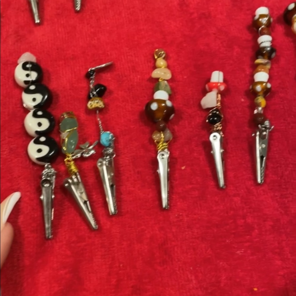 Roach clips - Picture 3 of 3
